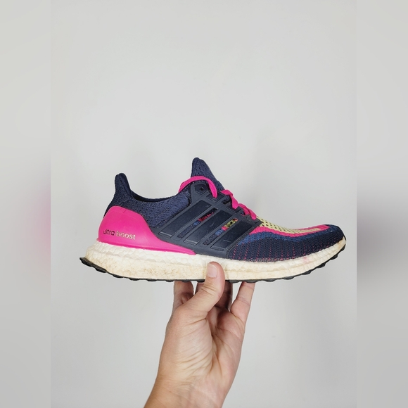 Adidas Women's Ultra Boost Pink and Navy Athletic Shoes, Size 10 - Picture 1 of 6